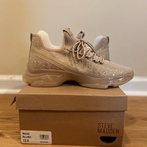 MENS MAXX BLUSH STEVE MADDEN RHINESTONE SNEAKERS